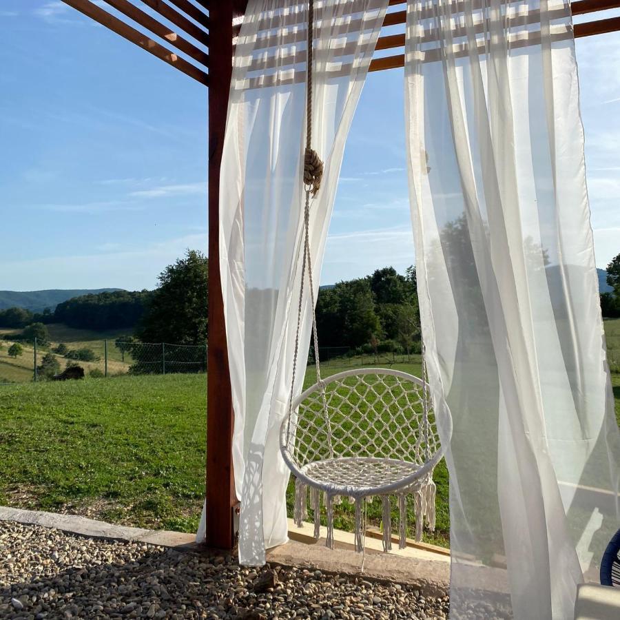 Skriveni Raj Pension Gornji Milanovac Buitenkant foto